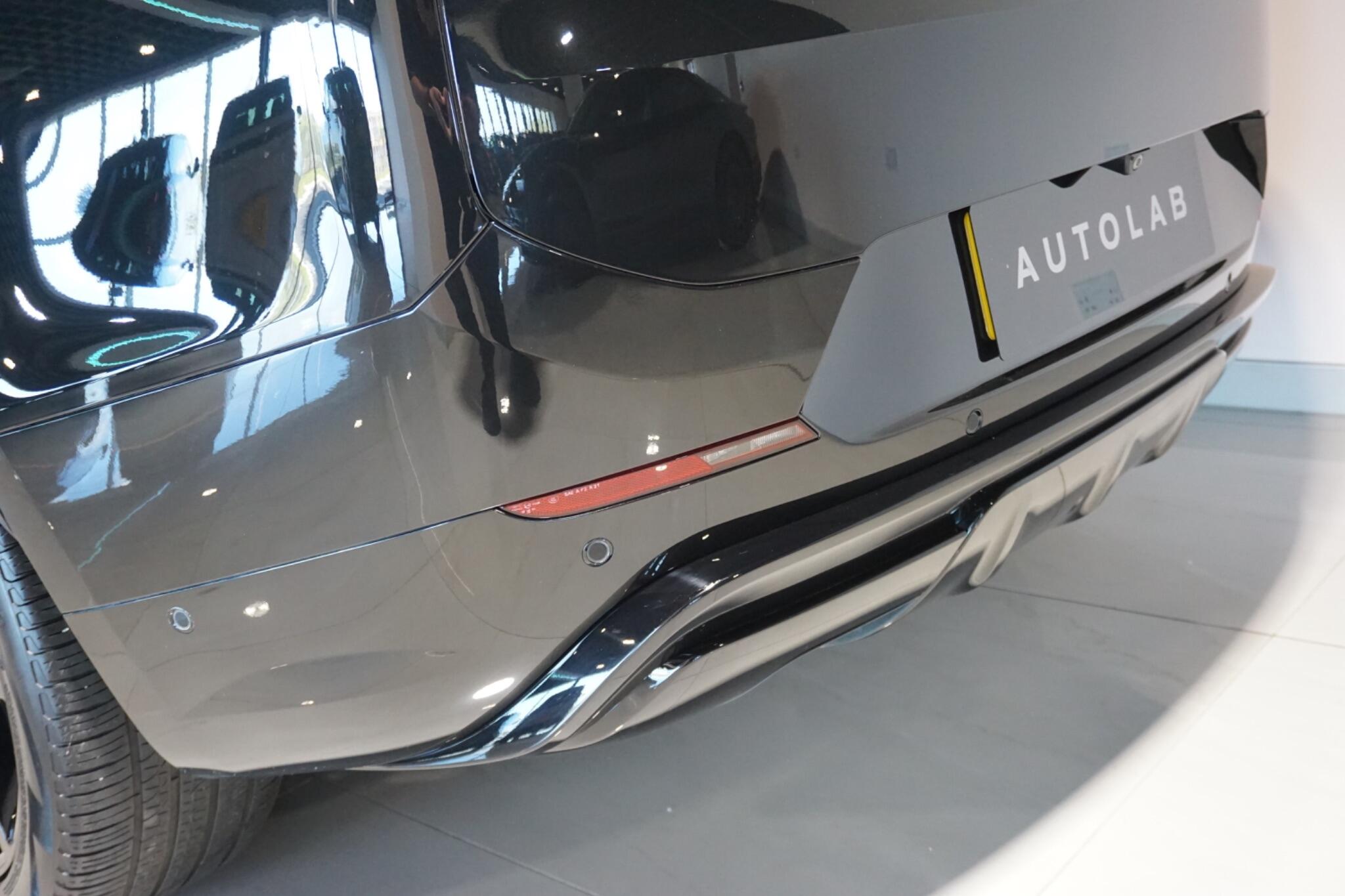 Land Rover Range Rover Sport 3.0 D300 MHEV Dynamic SE SUV 5dr Diesel Auto 4WD Euro 6 (s/s) (300 ps)